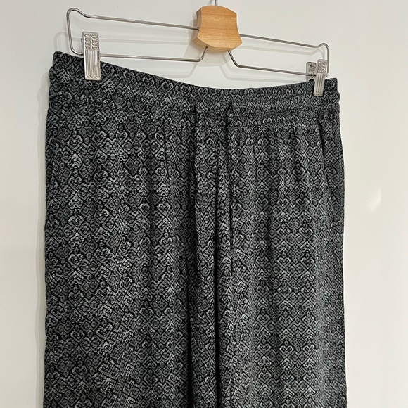 Denver Hayes Pants, Size Small - Picture 3 of 10